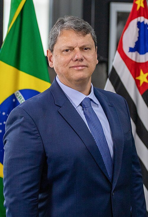 Foto oficial de Tarcísio de Freitas